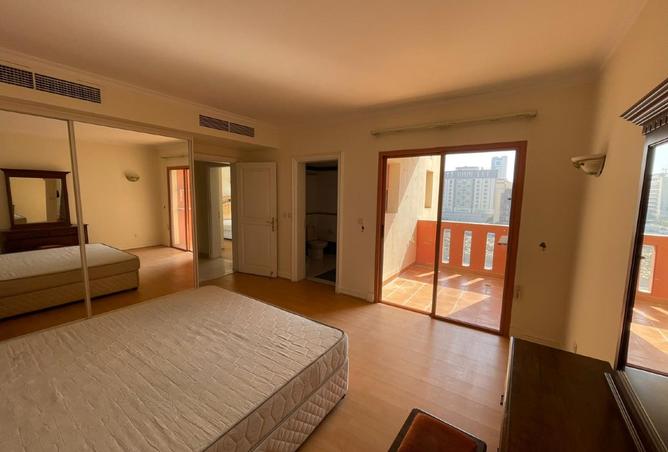 984939 - Property Image 2