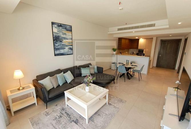 988041 - Property Image 2