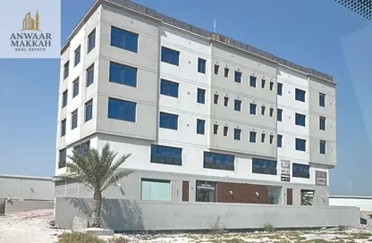 Whole Building - 7+ Bedrooms - 7+ Bathrooms for rent in Sitra - Central Governorate