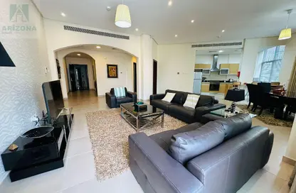 Apartment - 2 Bedrooms - 3 Bathrooms for rent in Seef - Capital Governorate