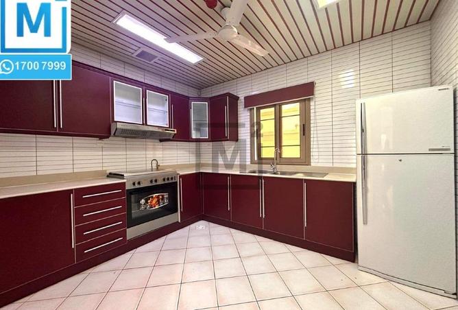 960893 - Property Image 2