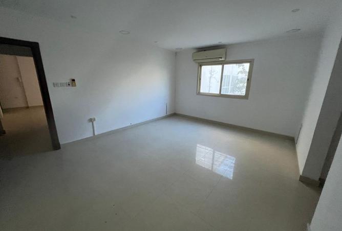 971873 - Property Image 2