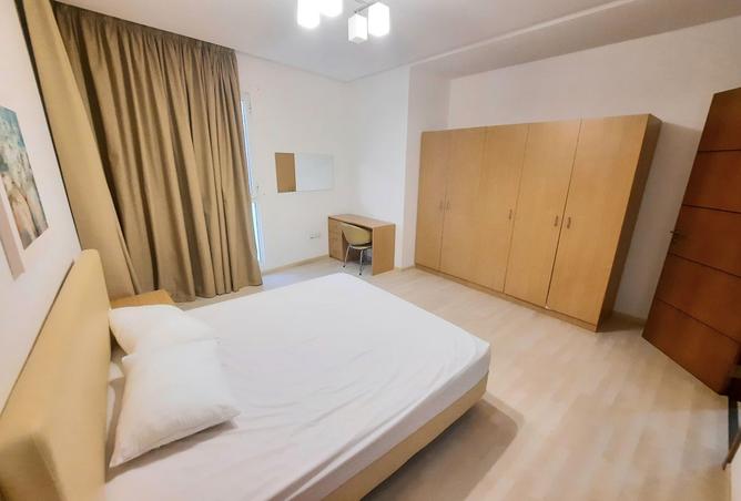 982548 - Property Image 3