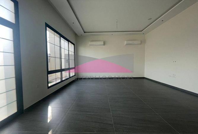 977918 - Property Image 3