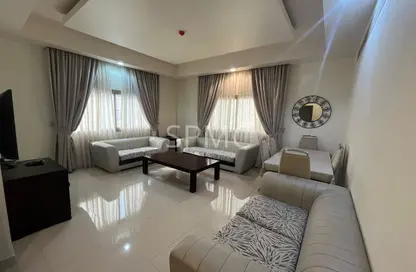 Apartment - 2 Bedrooms - 2 Bathrooms for rent in Janabiya - Northern Governorate