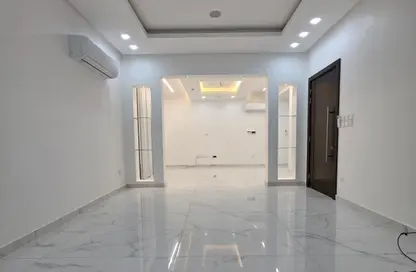Apartment - 3 Bedrooms - 3 Bathrooms for rent in Arad - Muharraq Governorate