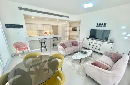 Apartment - 2 Bedrooms - 2 Bathrooms for rent in Marassi Al Bahrain - Diyar Al Muharraq - Muharraq Governorate