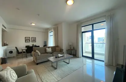 Duplex - 2 Bedrooms - 2 Bathrooms for rent in Al Juffair - Capital Governorate