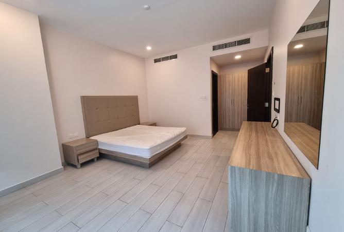 967580 - Property Image 3