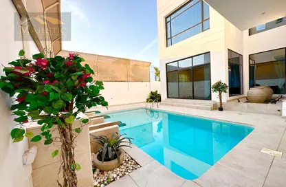 Villa - 6 Bedrooms for sale in Samaheej - Muharraq Governorate