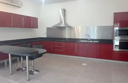 Villa - 3 Bedrooms - 4 Bathrooms for rent in Arad - Muharraq Governorate