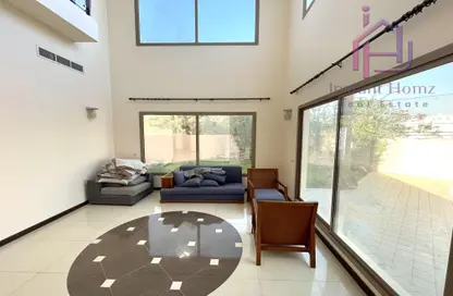 Villa - 5 Bedrooms - 5 Bathrooms for rent in Janabiya - Northern Governorate
