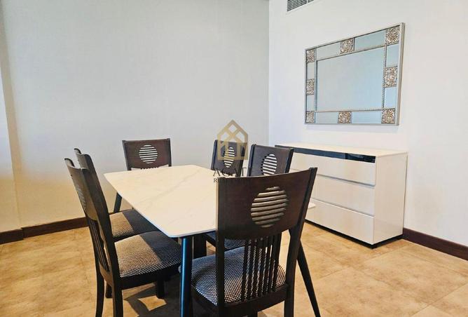 974310 - Property Image 2