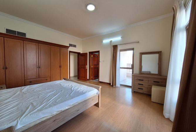 958237 - Property Image 3