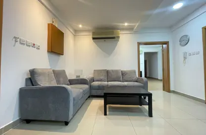 Apartment - 2 Bedrooms - 2 Bathrooms for rent in Tala Island - Amwaj Islands - Muharraq Governorate
