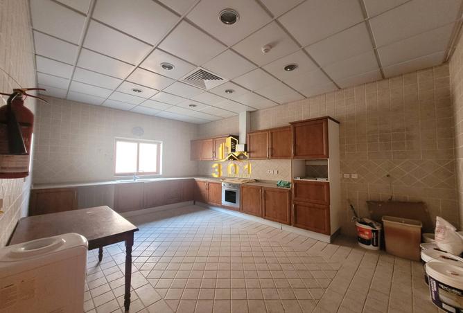 982190 - Property Image 3