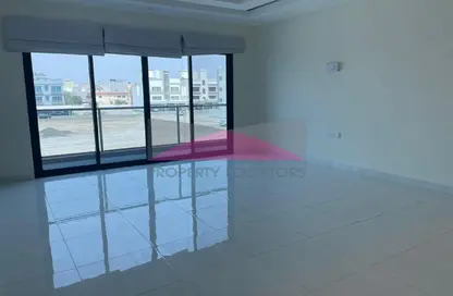 Apartment - 2 Bedrooms - 4 Bathrooms for rent in Saar - Northern Governorate