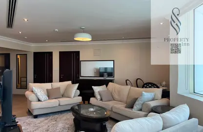 Apartment - 3 Bedrooms - 3 Bathrooms for rent in Al Juffair - Capital Governorate