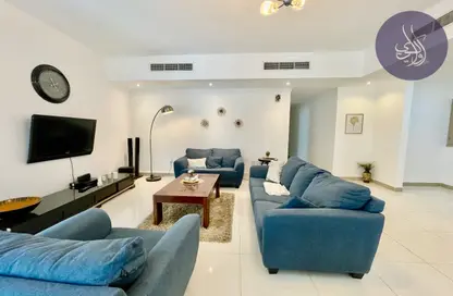 Apartment - 3 Bedrooms - 4 Bathrooms for rent in Seef - Capital Governorate
