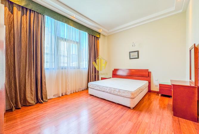 964914 - Property Image 2