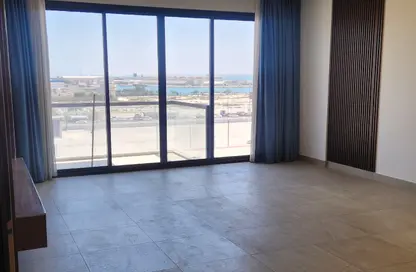 Apartment - 3 Bedrooms - 4 Bathrooms for rent in Hidd - Muharraq Governorate