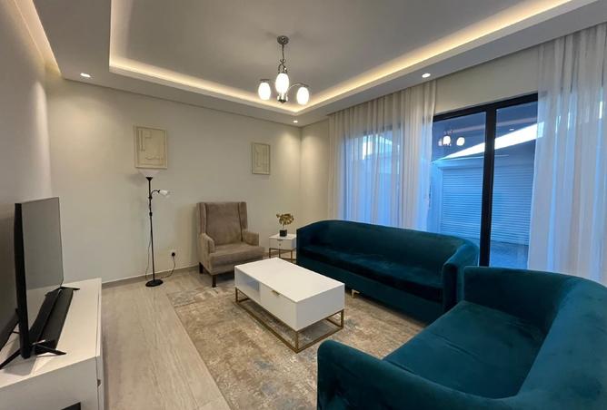 962814 - Property Image 2