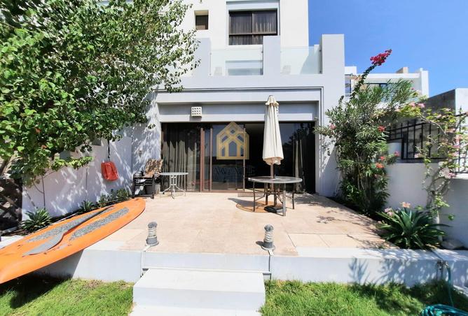 979791 - Property Main Image