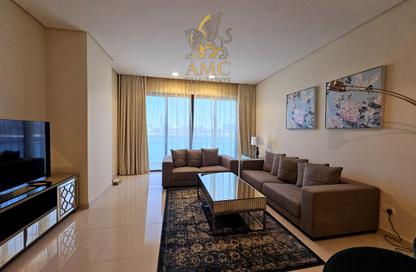 Apartment - 2 Bedrooms - 3 Bathrooms for rent in Reef Island - Capital Governorate