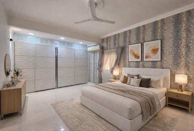 990155 - Property Image 2