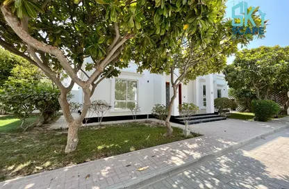 Villa - 5 Bedrooms - 5 Bathrooms for rent in Saar - Northern Governorate