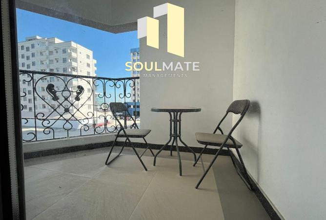 962571 - Property Image 2