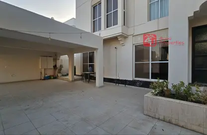 Villa - 3 Bedrooms - 4 Bathrooms for rent in Mahooz - Manama - Capital Governorate