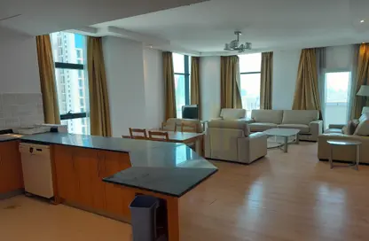 Apartment - 2 Bedrooms - 2 Bathrooms for sale in Sanabis - Manama - Capital Governorate