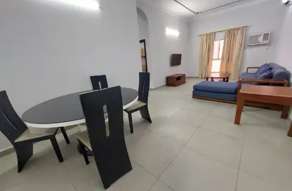 Apartment - 2 Bedrooms - 2 Bathrooms for rent in Mahooz - Manama - Capital Governorate