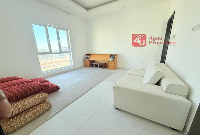 934496 - Property Image 3