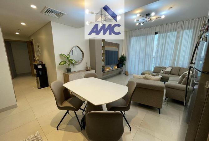 988797 - Property Image 2