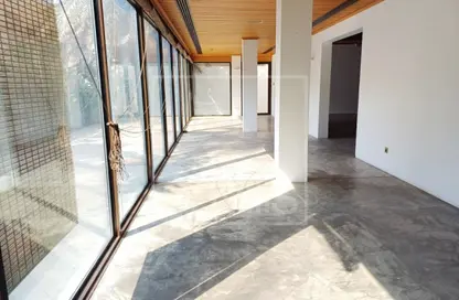 Shop - Studio - 5 Bathrooms for rent in Adliya - Manama - Capital Governorate