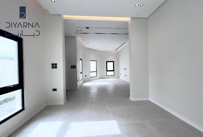 980772 - Property Image 3