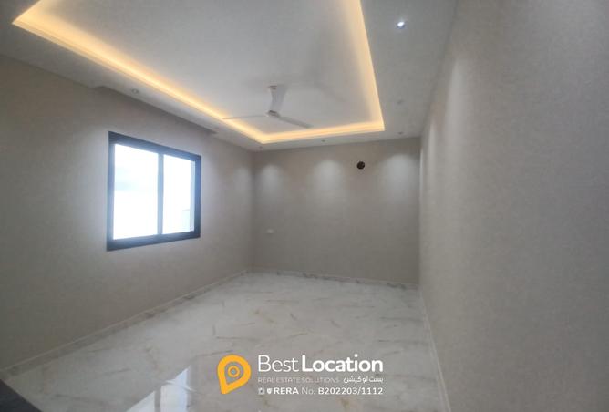 929661 - Property Image 3