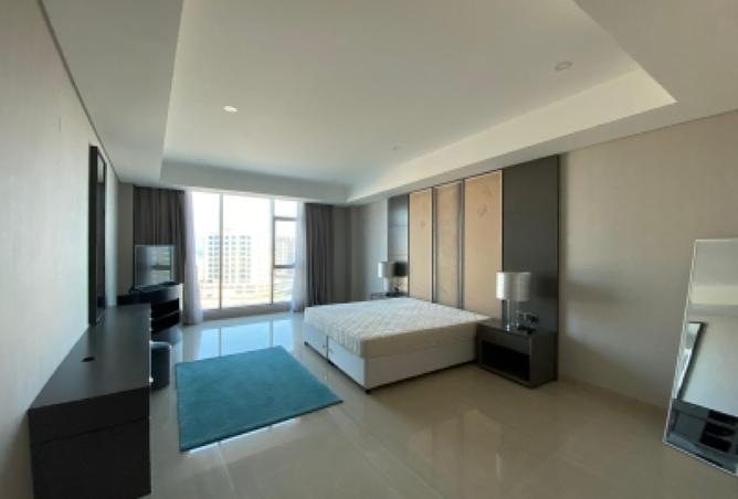 985667 - Property Image 3