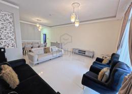 Living Room image for: Apartment - 3 bedrooms - 4 bathrooms for rent in Seef - Capital Governorate, Image 1
