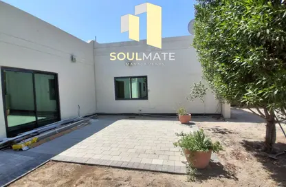 تاون هاوس - 2 غرف نوم - 2 حمامات للايجار في سار - المحافظة الشمالية