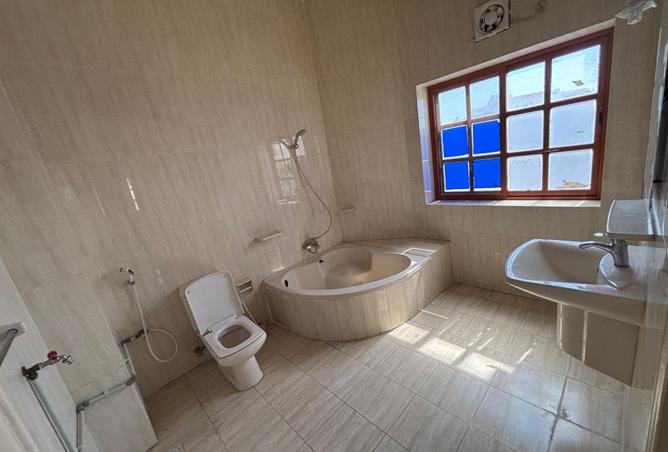 963097 - Property Image 2