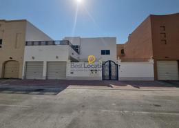 Villa close to all services, excellent location