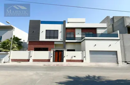 Villa - 5 Bedrooms - 7+ Bathrooms for sale in Saar - Northern Governorate