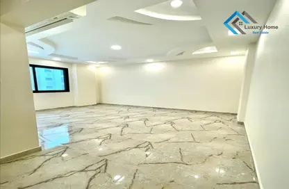 Apartment - 3 Bedrooms - 4 Bathrooms for rent in Hidd - Muharraq Governorate