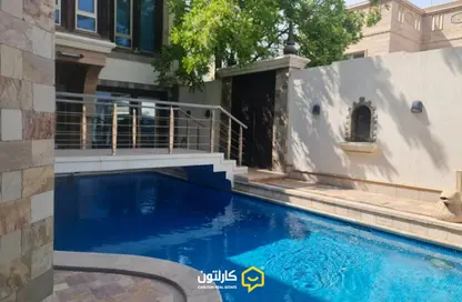 فيلا - 4 غرف نوم - 6 حمامات للبيع في قلالي - المحرق