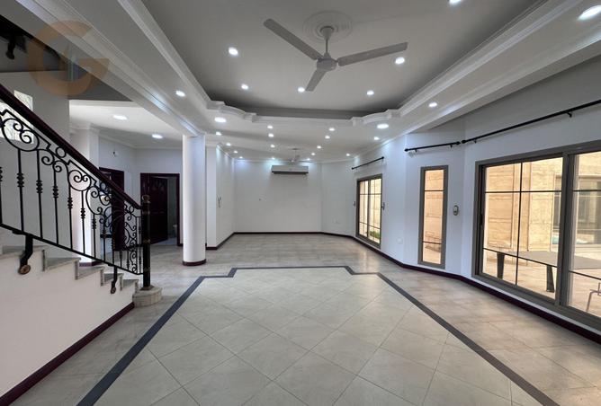 980410 - Property Image 3