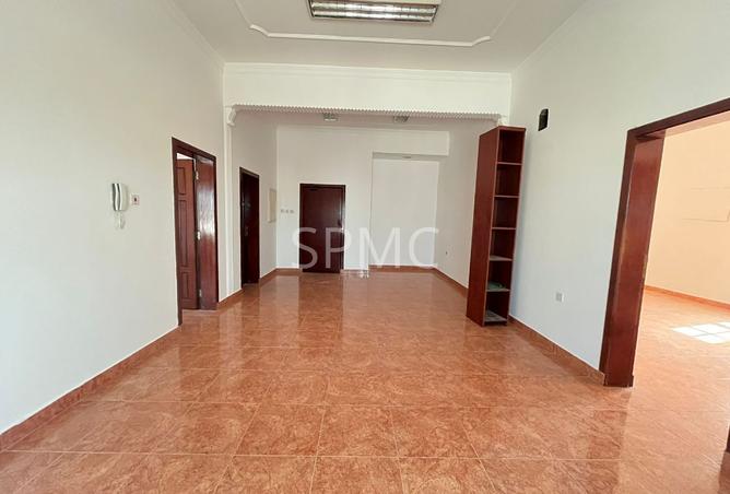 978052 - Property Image 2