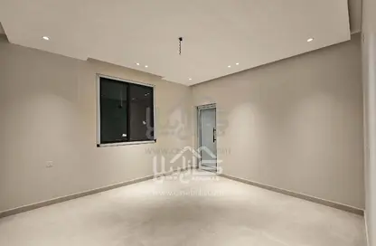 Apartment - 4 Bedrooms - 4 Bathrooms for sale in Hidd - Muharraq Governorate